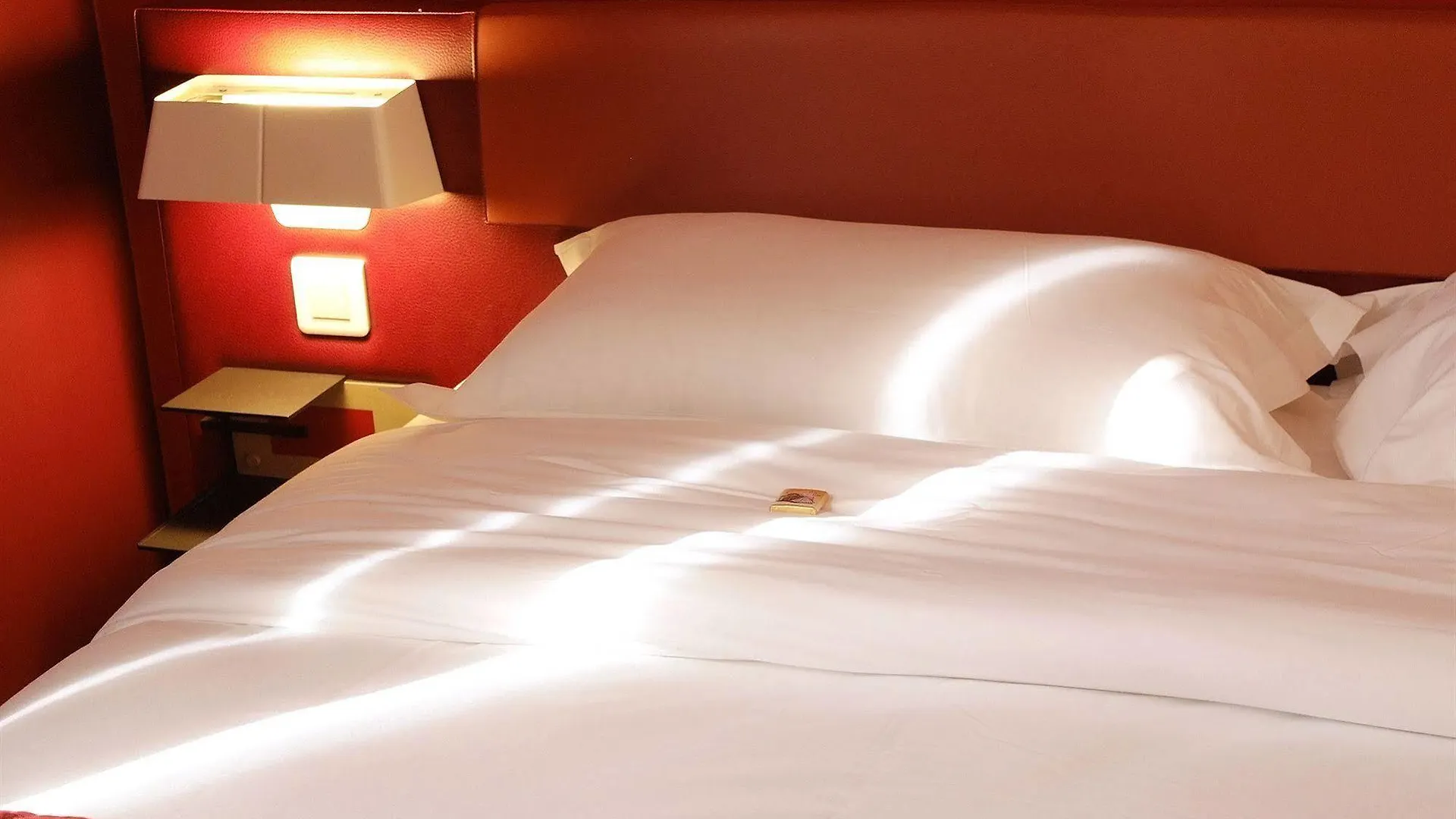 Hiro, New 2024 Hotel Paris